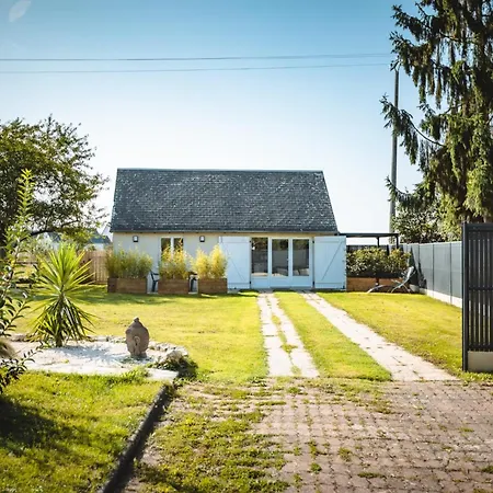 Loft Du Pain Avec Spa Privatif Druye Exterior photo